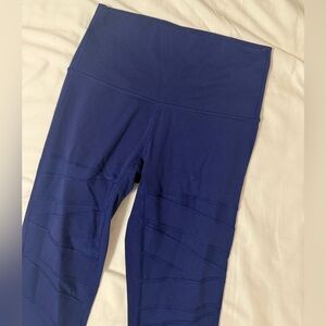 Lululemon Size 8 Navy High-Waisted Align Leggings with sheer panelling on legs